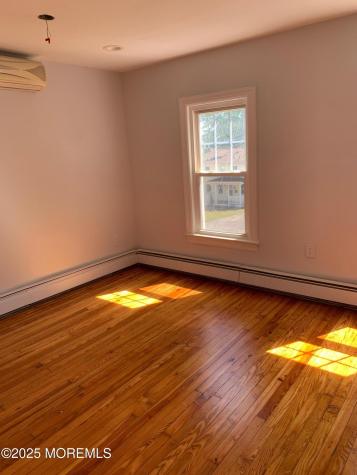 421 W Lincoln Avenue Oakhurst NJ 07755