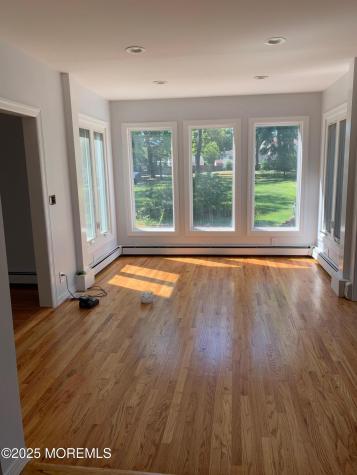 421 W Lincoln Avenue Oakhurst NJ 07755