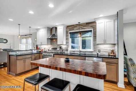7 Alvord Street Oakhurst NJ 07755