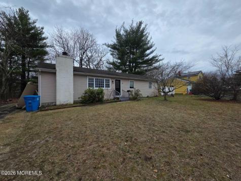 14 Nathan Avenue Manchester NJ 08759
