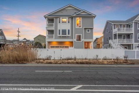 443 N Highway 35 Mantoloking NJ 08738