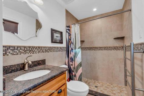 443 N Highway 35 Mantoloking NJ 08738