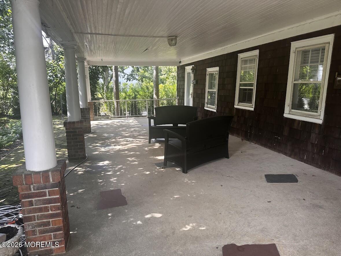 7 Monmouth Road Oakhurst NJ 07755