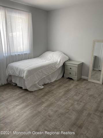 179 Delaware Avenue Oakhurst NJ 07755