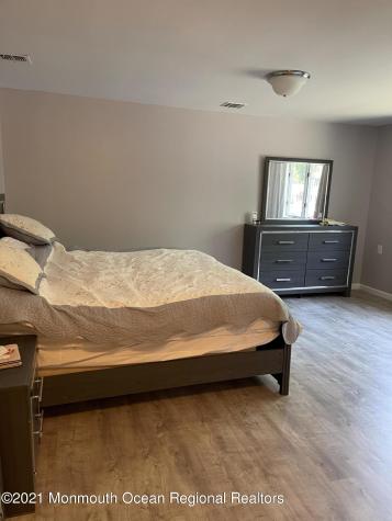 179 Delaware Avenue Oakhurst NJ 07755