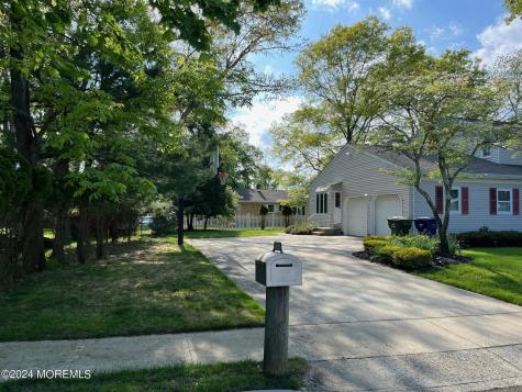 106 Pear Street Oakhurst NJ 07755