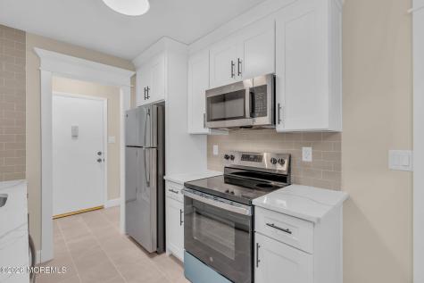 168 Amberly Drive Manalapan NJ 07726