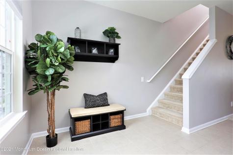 137 Beacon Lane Eatontown NJ 07724
