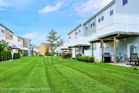 137 Beacon Lane Eatontown NJ 07724