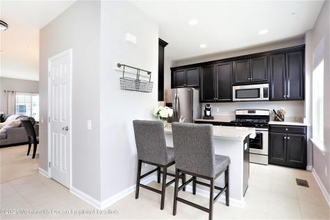 137 Beacon Lane Eatontown NJ 07724