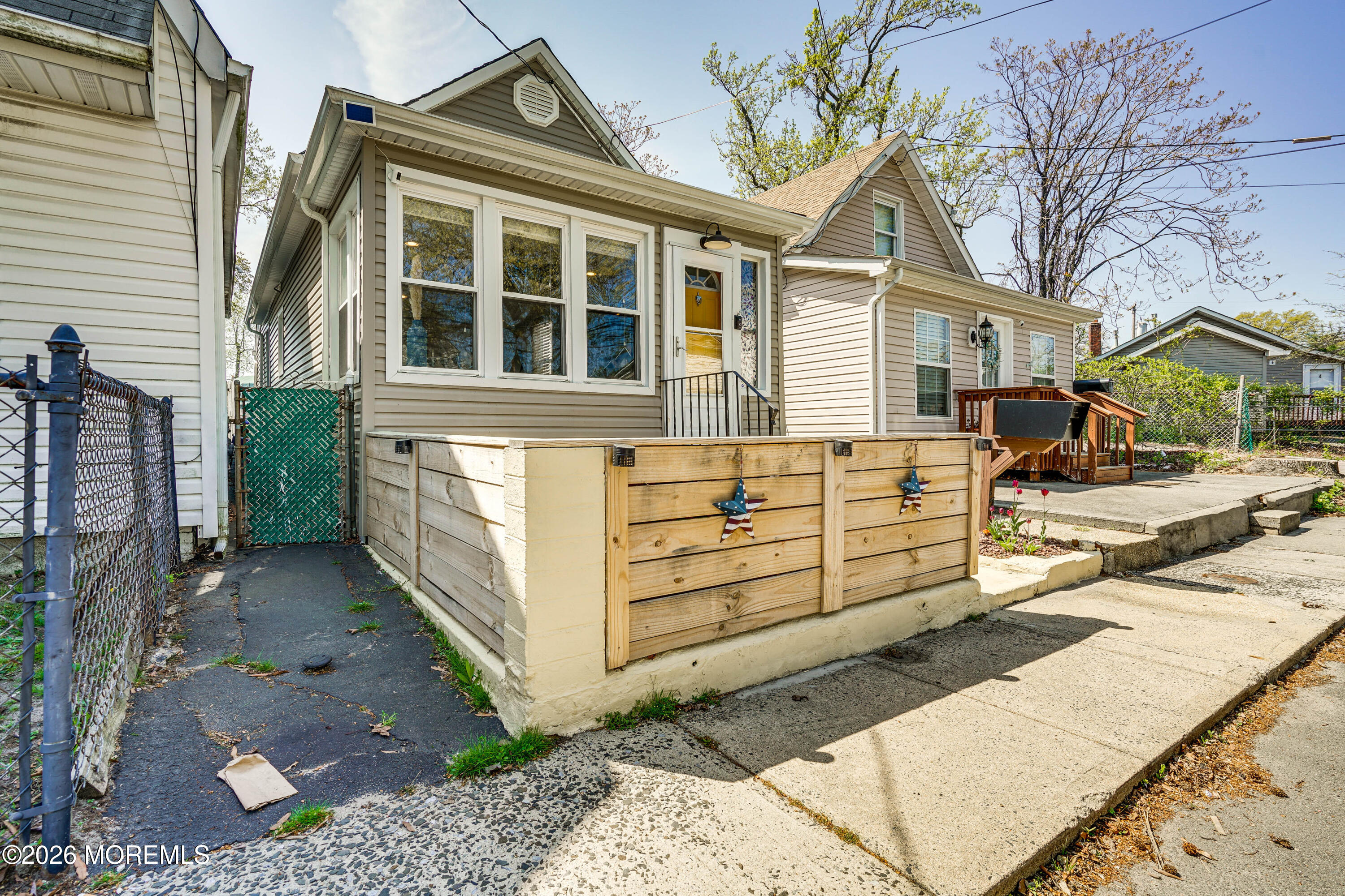 17 Walters Street Keansburg NJ 07734