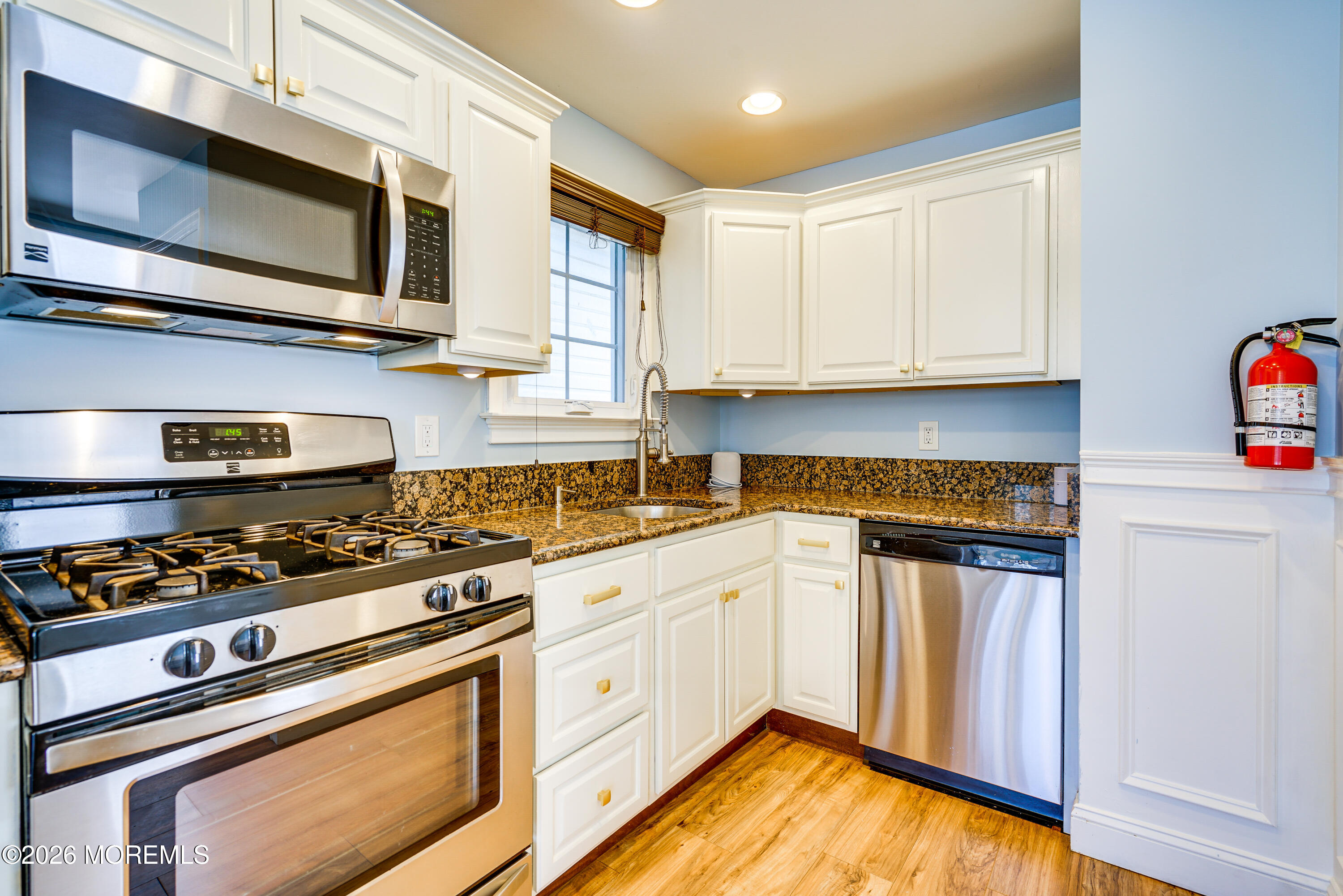 17 Walters Street Keansburg NJ 07734