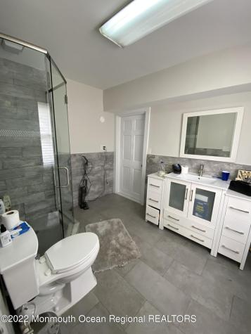 363 Lake Avenue Oakhurst NJ 07755