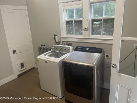 363 Lake Avenue Oakhurst NJ 07755