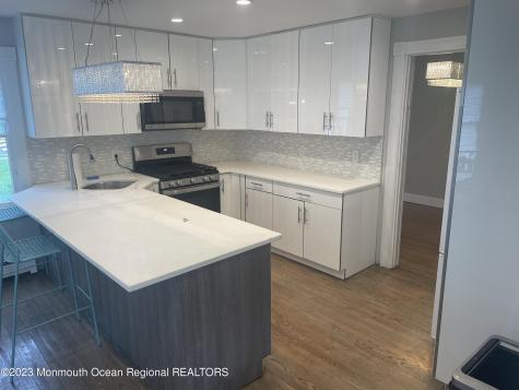 363 Lake Avenue Oakhurst NJ 07755