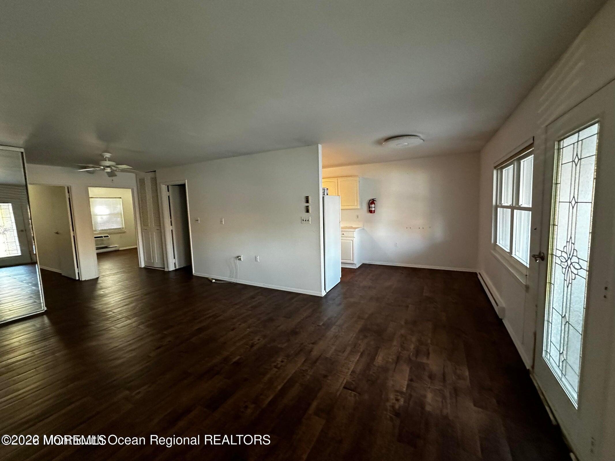 106 E Edinburgh Lane Lakewood NJ 08701