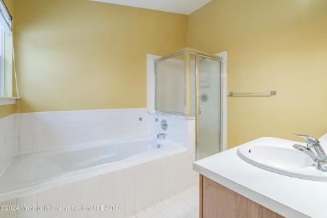 707 Hatchery Court Freehold NJ 07728