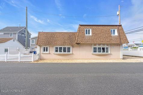 102 W Colony Road Lavallette NJ 08735