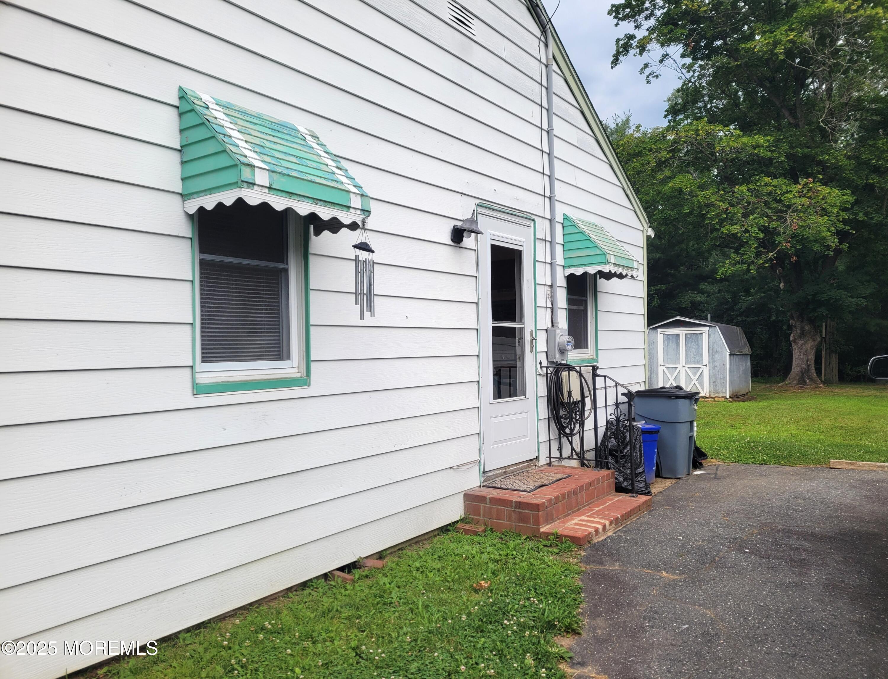 9 Holmes Terrace Freehold NJ 07728