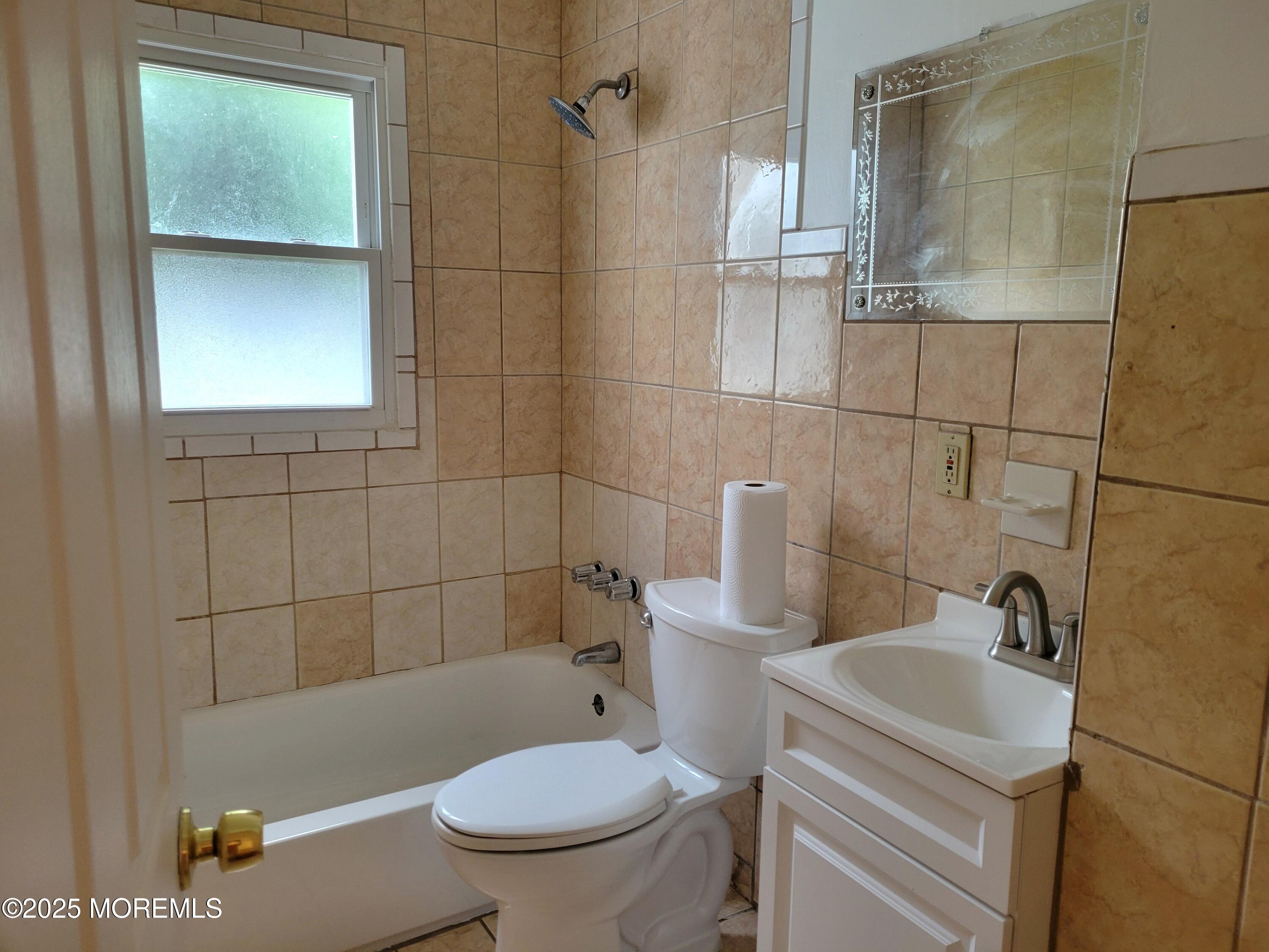 9 Holmes Terrace Freehold NJ 07728