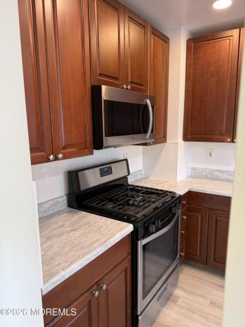 47 Burlington Avenue Leonardo NJ 07737