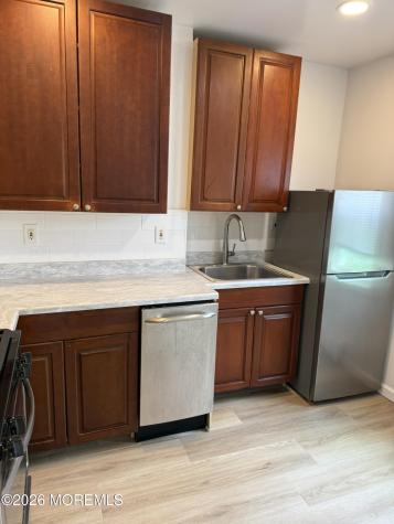 47 Burlington Avenue Leonardo NJ 07737