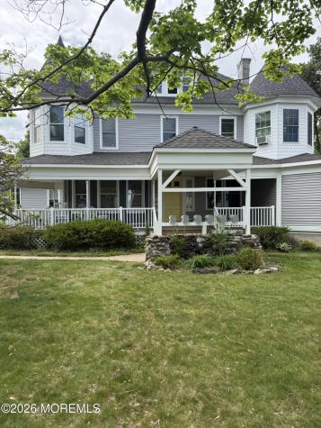 47 Burlington Avenue Leonardo NJ 07737