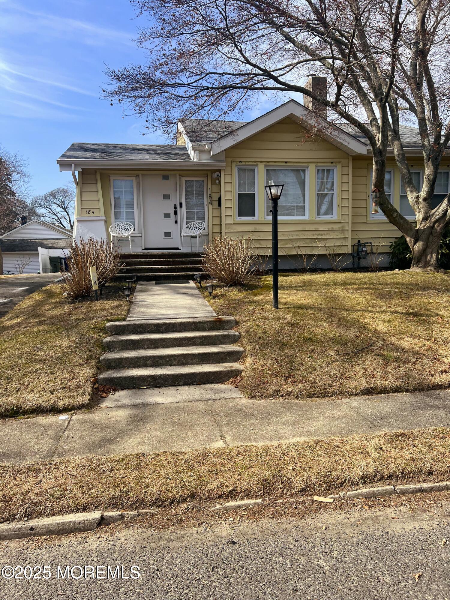 184 Ridgewood Avenue Oakhurst NJ 07755