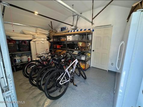 184 Ridgewood Avenue Oakhurst NJ 07755