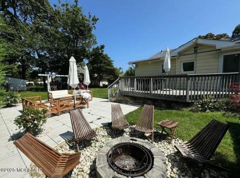 184 Ridgewood Avenue Oakhurst NJ 07755