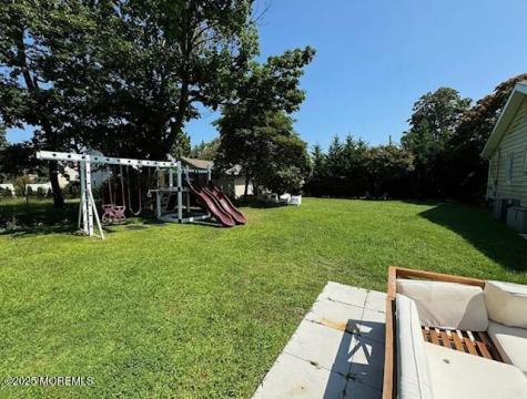 184 Ridgewood Avenue Oakhurst NJ 07755