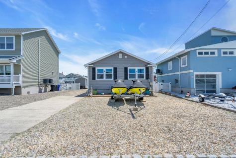53 E Coral Drive Brick NJ 08723