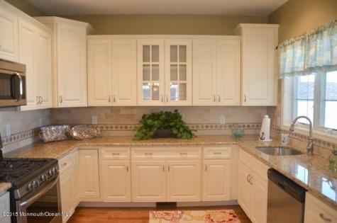 23 Parkway Point Pleasant Beach NJ 08742