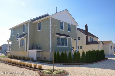23 Parkway Point Pleasant Beach NJ 08742