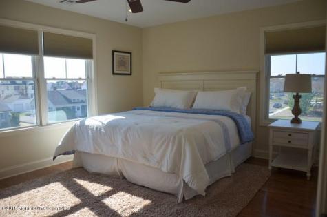 23 Parkway Point Pleasant Beach NJ 08742