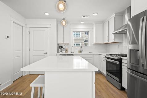 7 Shell Road Mantoloking NJ 08738
