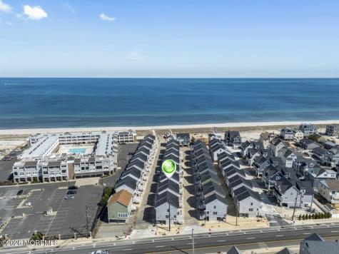 7 Shell Road Mantoloking NJ 08738