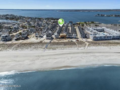 7 Shell Road Mantoloking NJ 08738