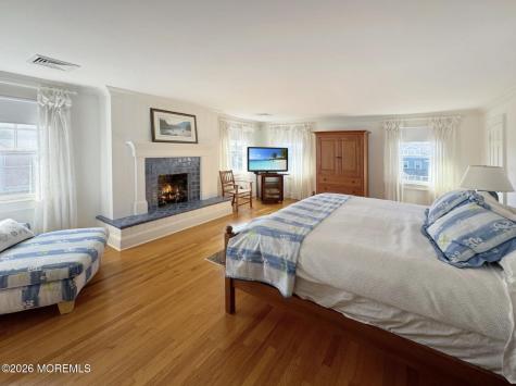 985 East Avenue Mantoloking NJ 08738