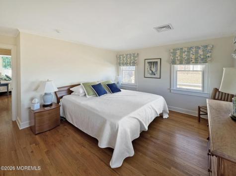 985 East Avenue Mantoloking NJ 08738