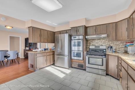 872 Red Oaks Drive Long Branch NJ 07740