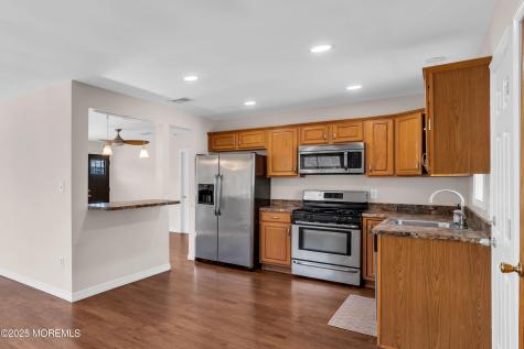 3118 Glasgow Avenue Toms River NJ 08753