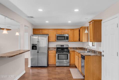 3118 Glasgow Avenue Toms River NJ 08753