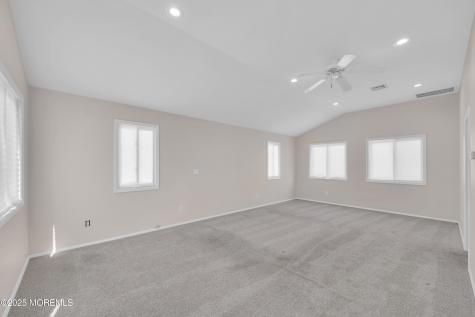 3118 Glasgow Avenue Toms River NJ 08753