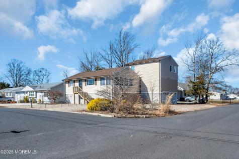 3118 Glasgow Avenue Toms River NJ 08753