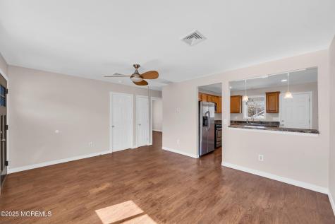 3118 Glasgow Avenue Toms River NJ 08753