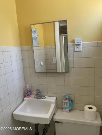 102 Brown Avenue Lavallette NJ 08735