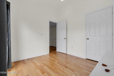 17 Brevent Avenue Leonardo NJ 07737