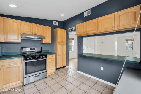17 Brevent Avenue Leonardo NJ 07737