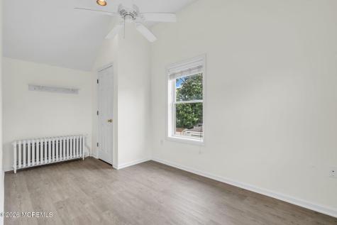 17 Brevent Avenue Leonardo NJ 07737